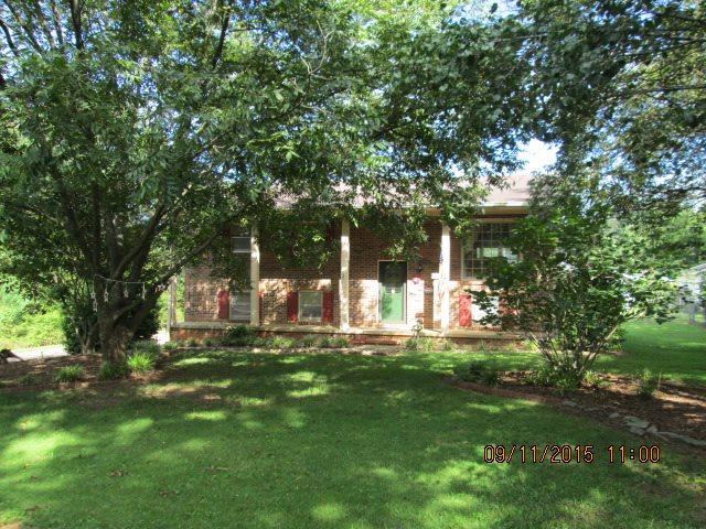 1421 Old Ivy Road Anderson, SC 29621 - Photo 2 of 24