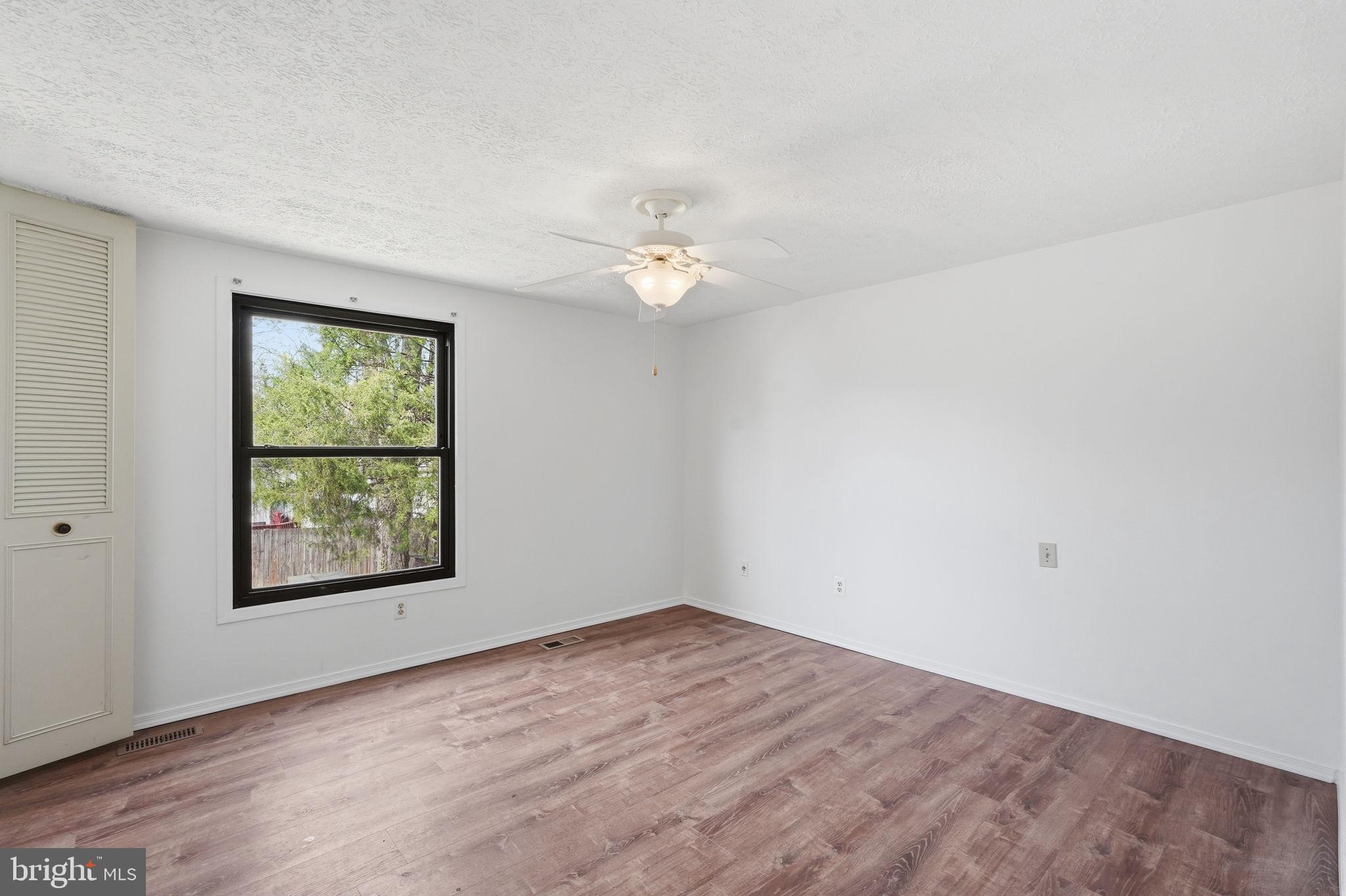 12302 Scotch Bonnet Court Reston, VA 20191 - Photo 11 of 40