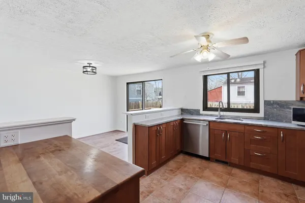 $539,900 | 12302 Scotch Bonnet Court, Reston, VA 20191