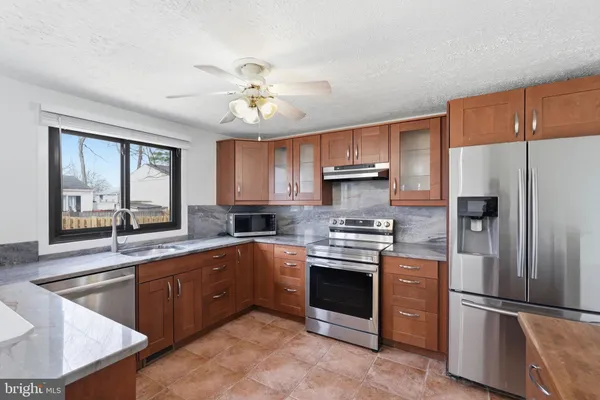 $539,900 | 12302 Scotch Bonnet Court, Reston, VA 20191