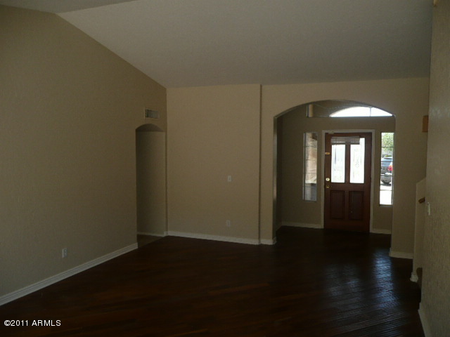2418 East Rockledge Road Phoenix, AZ 85048 - Photo 3 of 18 2