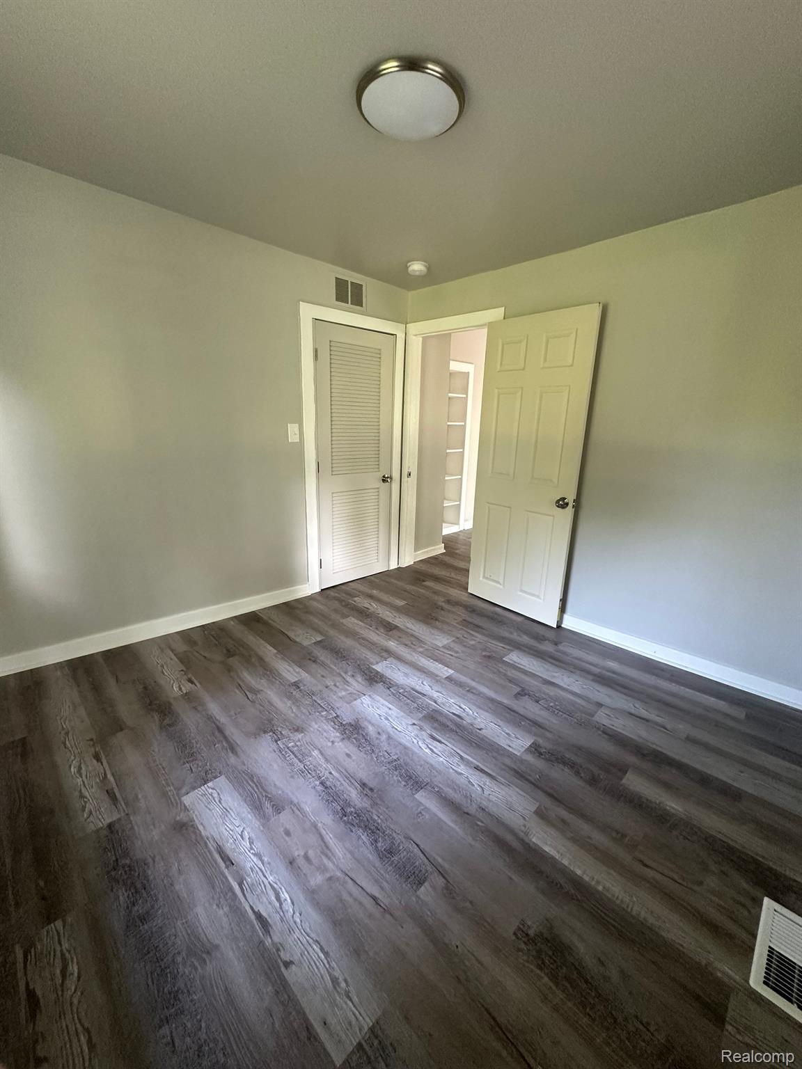 1591 Eberly Road Flint, MI 48532 - Photo 18 of 37 Gallery Image 18