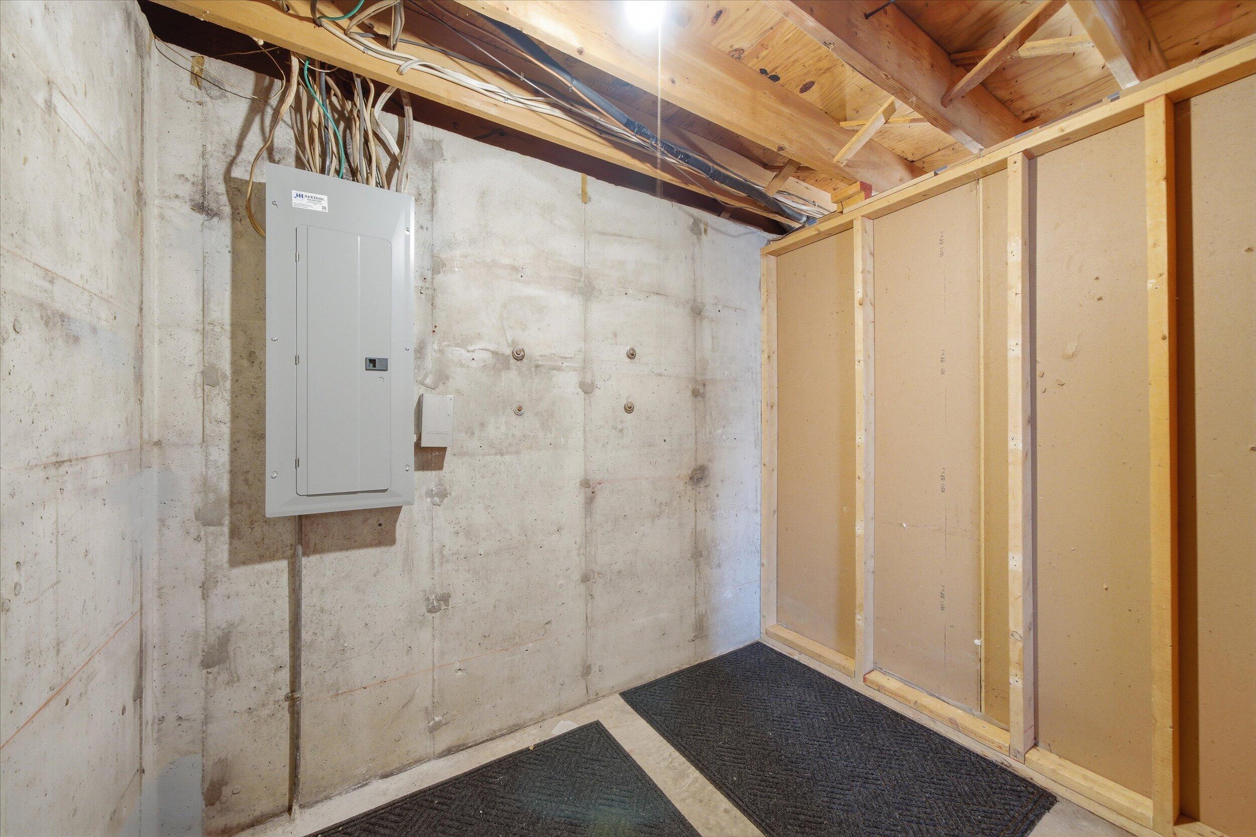 9561 Maple Tree Road Kewaskum, WI 53040 - Photo 23 of 46 new electrical service