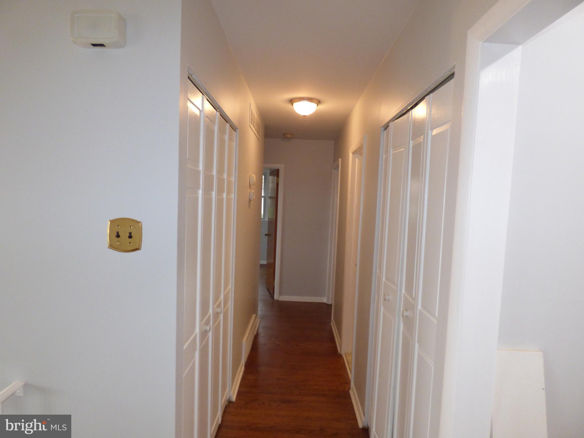 572 Remsen Road Philadelphia, PA 19115 - Photo 11 of 32