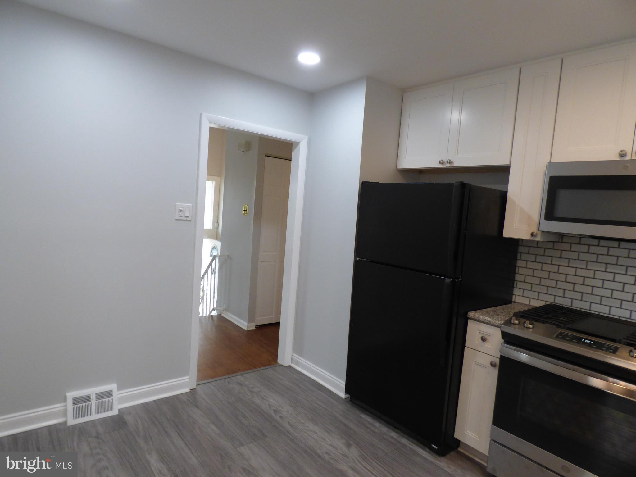 572 Remsen Road Philadelphia, PA 19115 - Photo 10 of 32 Kitchen