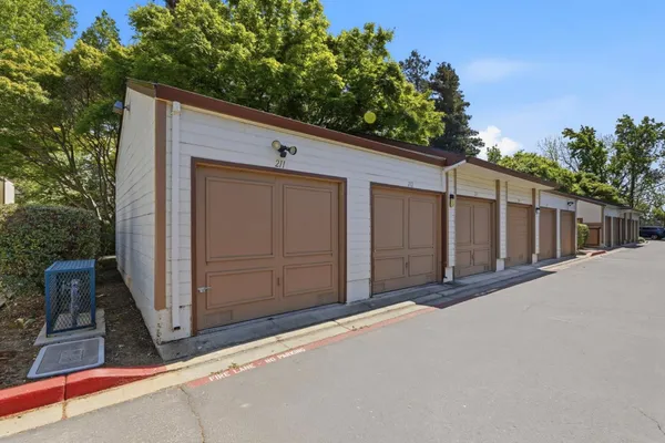 $799,000 | 1350 Fairway Entrance Drive, San Jose, CA 95131