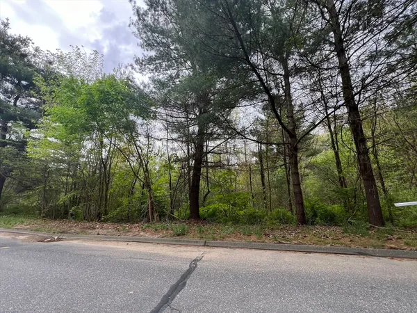 $129,900 | 39-42 Lawrence, Palmer, MA 01069