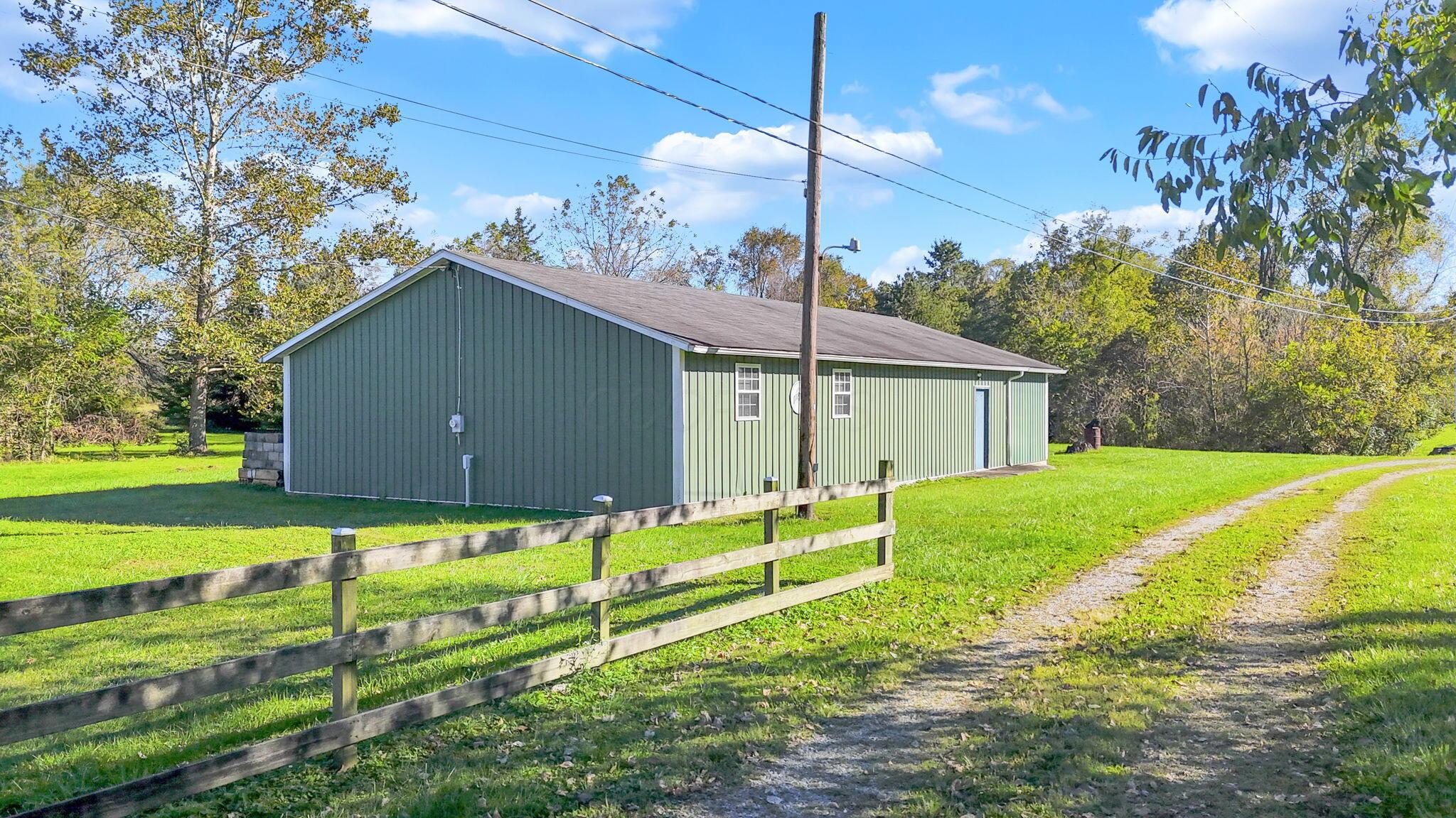 35251 Smith Chapel Road Logan, OH 43138 - Photo 34 of 46 69-web-or-mls-69-print-DJI_2026100316322