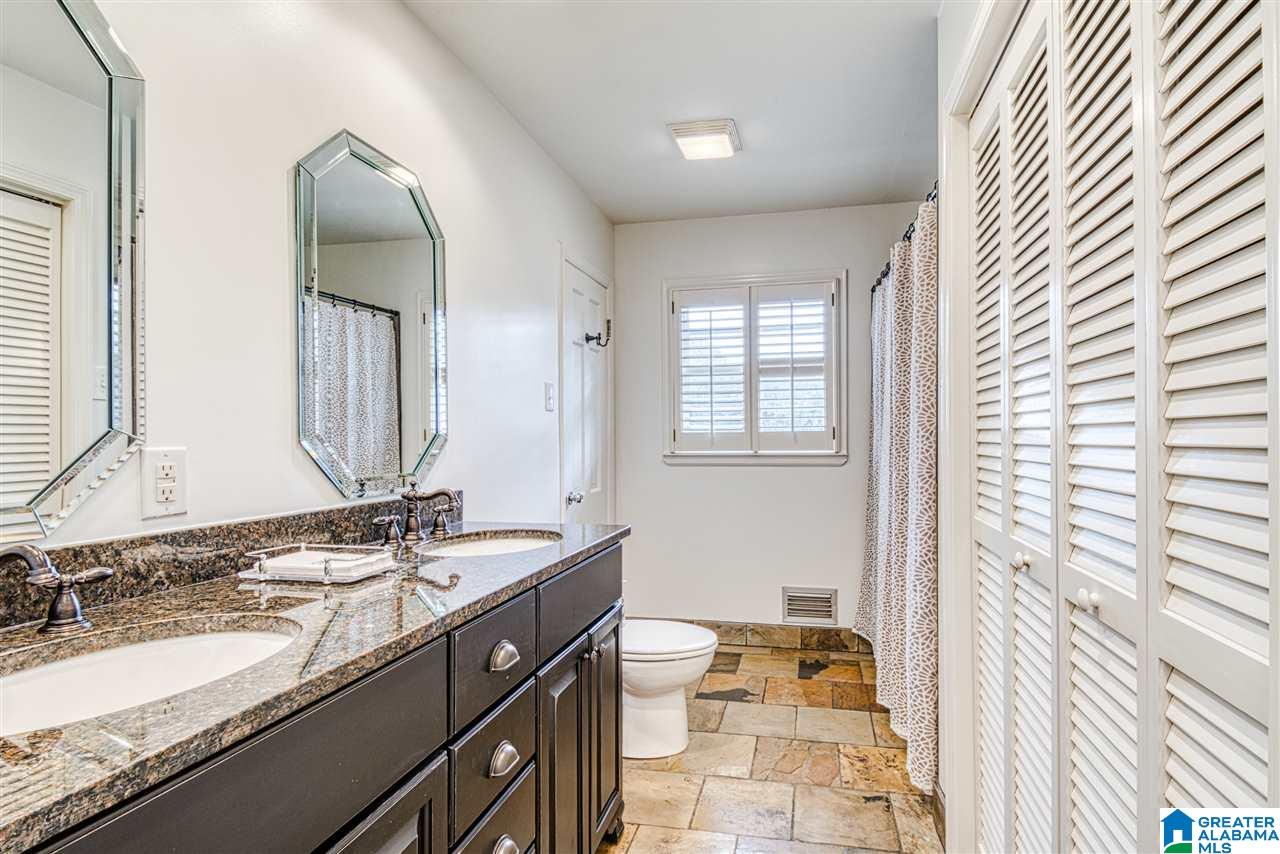 3753 North Woodridge Road Birmingham, AL 35223 - Photo 15 of 21
