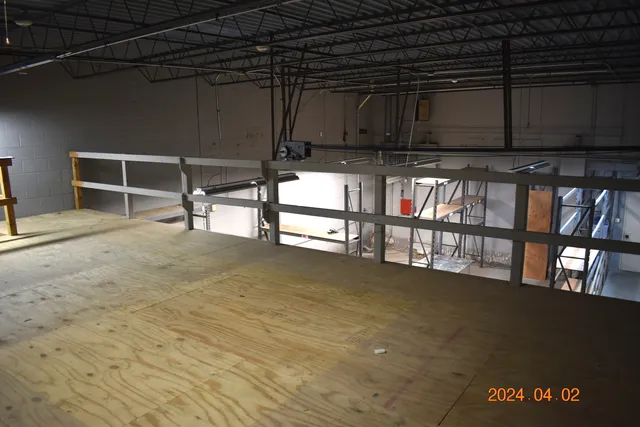 a view of a room with entryway