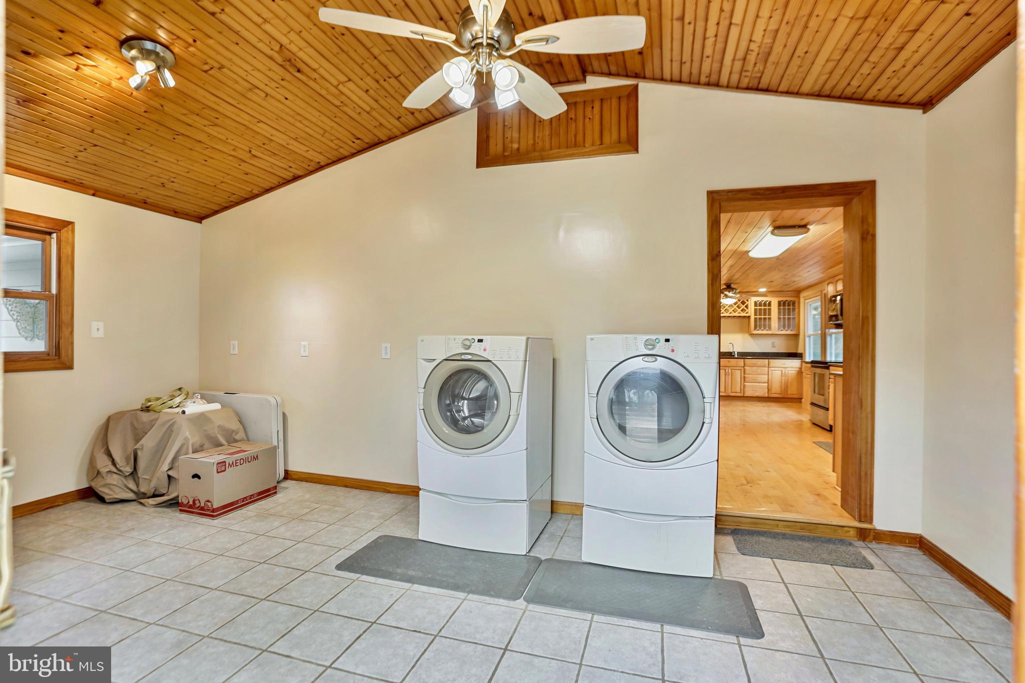 39362 Rickard Road Lovettsville, VA 20180 - Photo 12 of 25 Main-level Laundry and lots of storage.