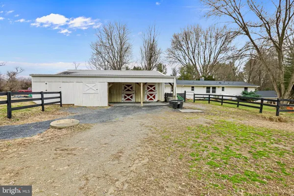 $4,200 | 39362 Rickard Road, Lovettsville, VA 20180