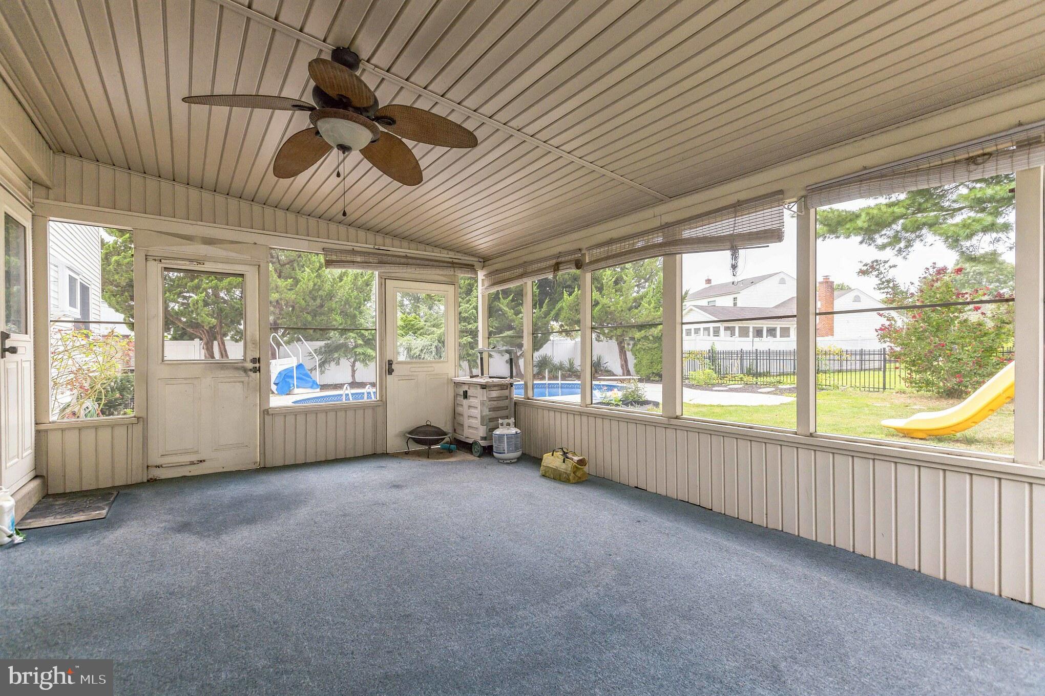 19 Candlestick Road Clementon, NJ 08021 - Photo 17 of 32 a room with natural light and mountain view