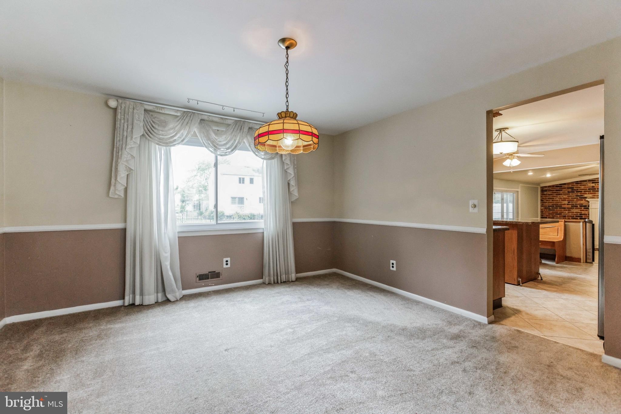 19 Candlestick Road Clementon, NJ 08021 - Photo 9 of 32 a view of an empty room with a window