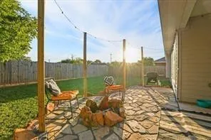 $1,950 | 104 Arrowhead Drive, Sanger, TX 76266