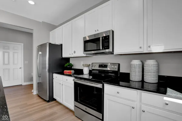 $3,195 | 15798 Cobbs Crk Lane, Noblesville, IN 46060