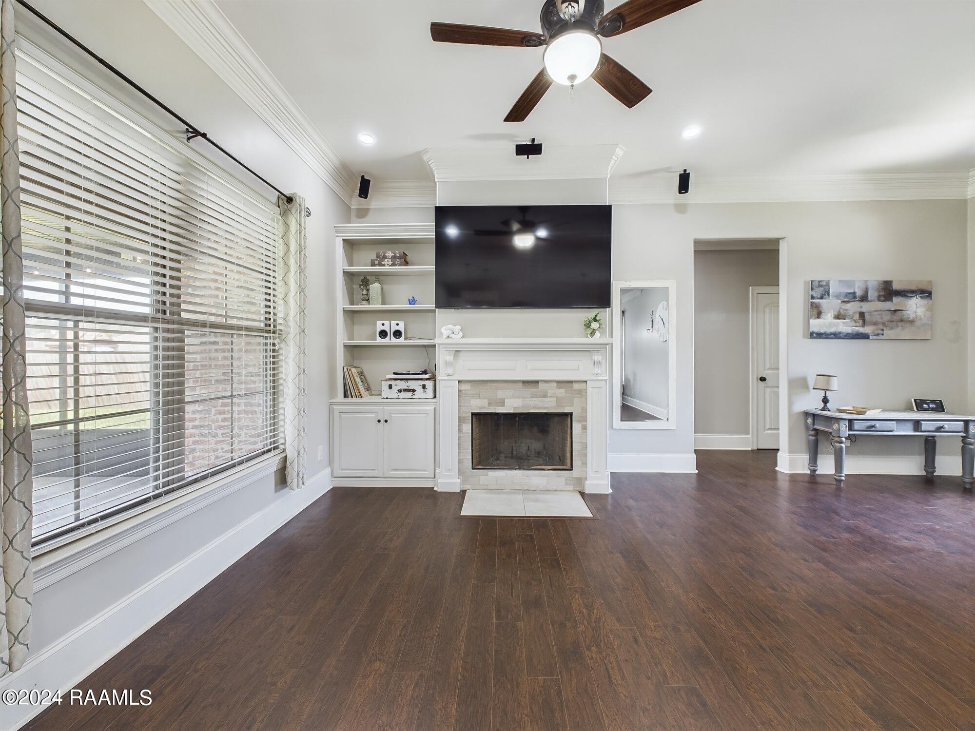 106 Sawtooth Road Carencro, LA 70520 - Photo 7 of 32 Living Room