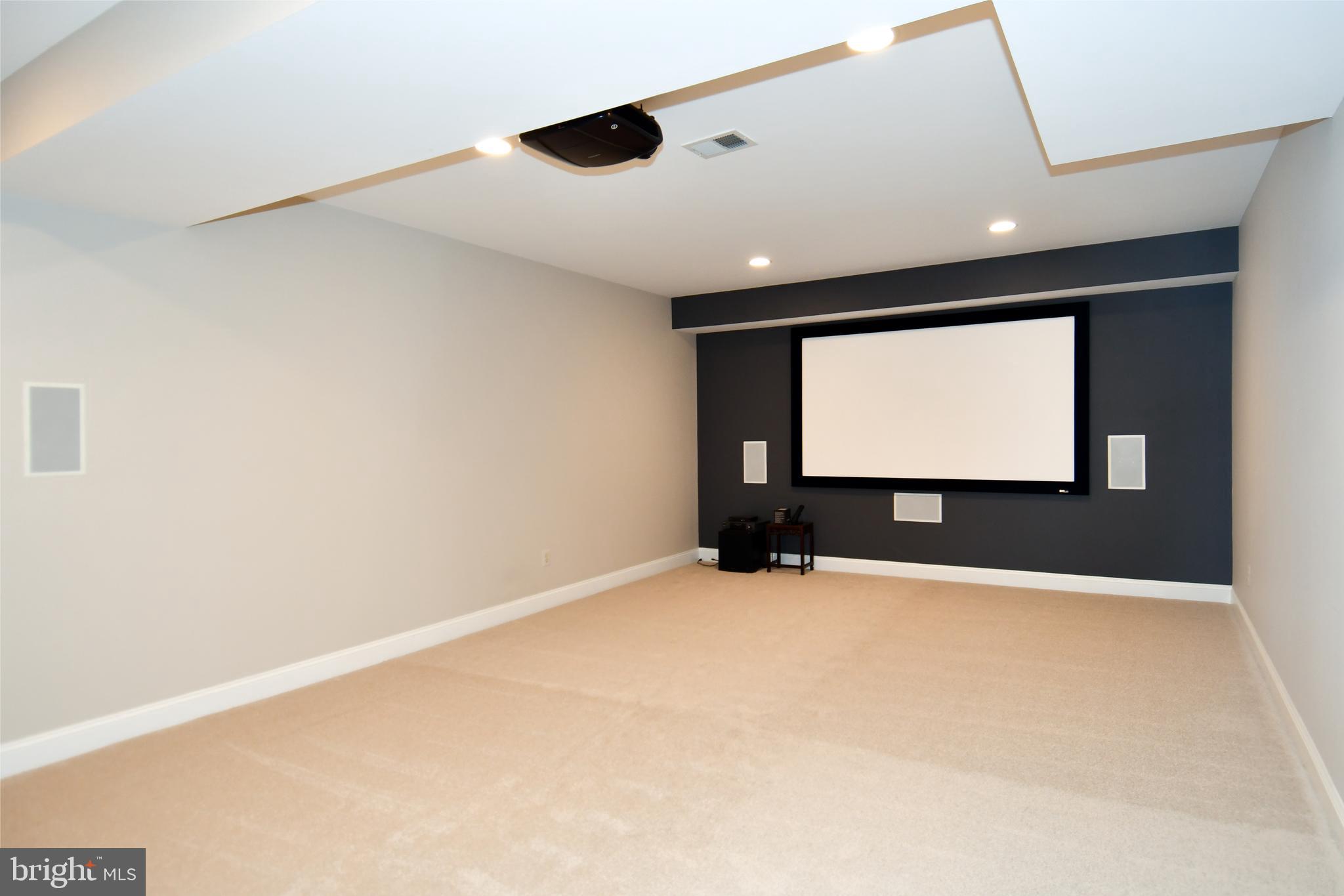 7808 Southdown Road Alexandria, VA 22308 - Photo 94 of 99 a view of an empty room with window