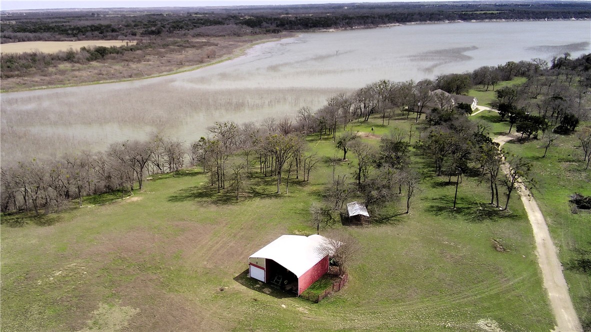 17452 Deer Ridge Road Moody, TX 76557 - Photo 8 of 60