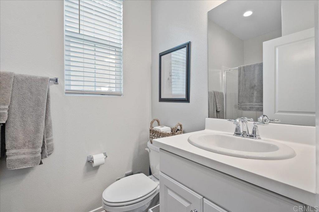 35420 Asturian Way Fallbrook, CA 92028 - Photo 10 of 30