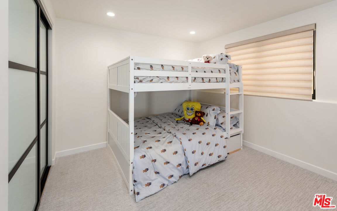 3461 Ocean Drive Oxnard, CA 93035 - Photo 21 of 30 a room with a cabinets and window