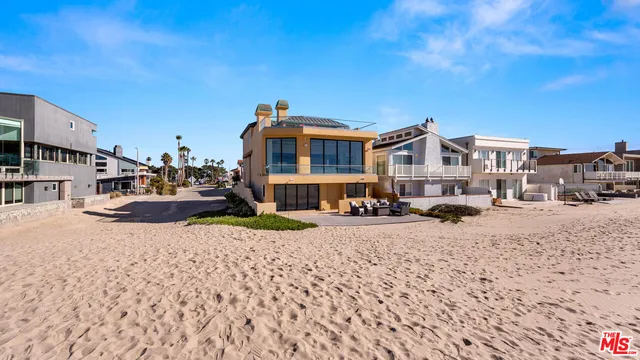 $10,000 | 3461 Ocean Drive, Oxnard, CA 93035