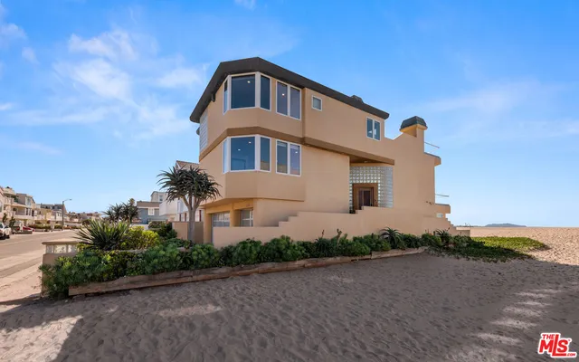 $10,000 | 3461 Ocean Drive, Oxnard, CA 93035