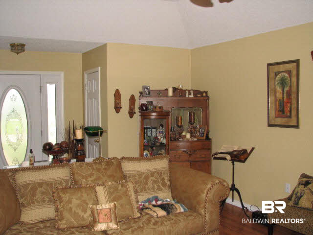 13200 Labradors Run Foley, AL 36535 - Photo 3 of 24