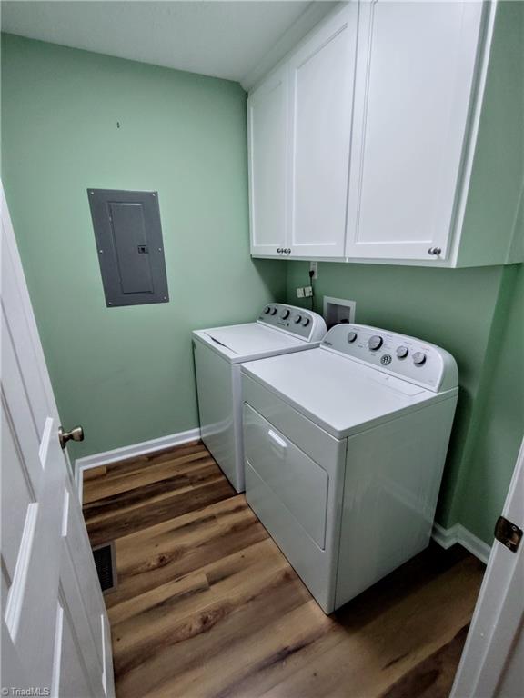 820 Hillcrest Drive Rockingham, NC 28379 - Photo 30 of 50 In Law Suite: Laundry Room