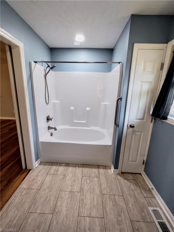 820 Hillcrest Drive Rockingham, NC 28379 - Photo 31 of 50 In Law Suite: Bathroom