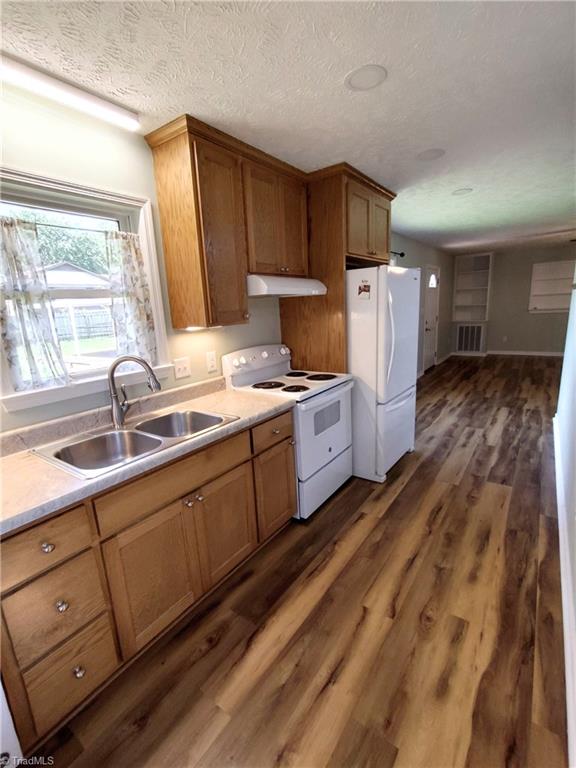 820 Hillcrest Drive Rockingham, NC 28379 - Photo 37 of 50 In Law Suite: Kitchen