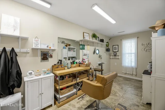 $384,900 | 829 Northside Drive, Athens, TN 37303