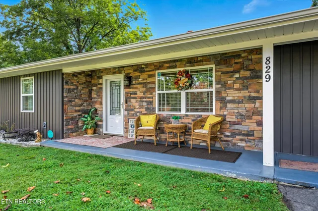 $384,900 | 829 Northside Drive, Athens, TN 37303