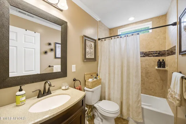 $384,900 | 829 Northside Drive, Athens, TN 37303