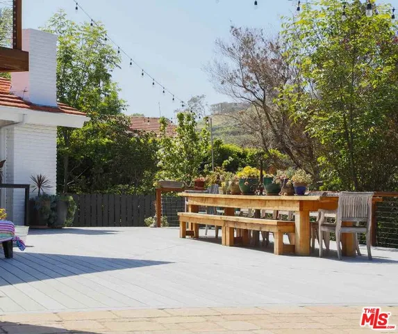 a view of a building with trees