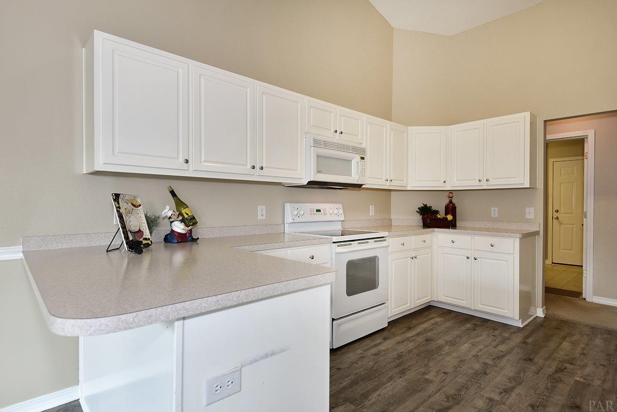 2491 Devine Farm Road Cantonment, FL 32533 - Photo 5 of 49 Gallery Image 5