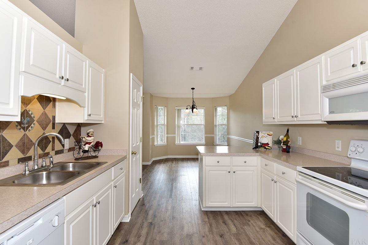 2491 Devine Farm Road Cantonment, FL 32533 - Photo 9 of 49 Gallery Image 9
