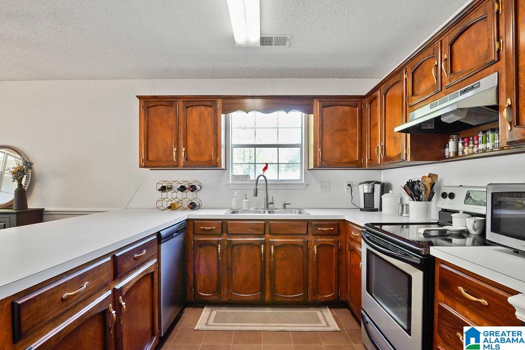 1990 Riva Ridge Road Helena, AL 35080 - Photo 10 of 35