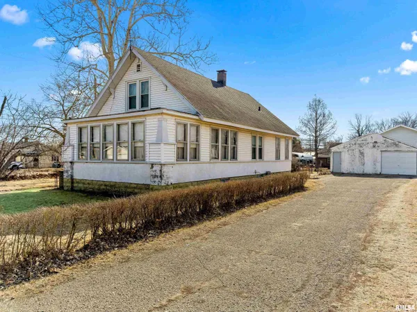 $89,500 | 218 West Elm Street, Chillicothe, IL 61523