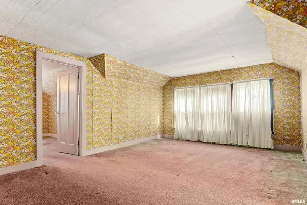 $89,500 | 218 West Elm Street, Chillicothe, IL 61523