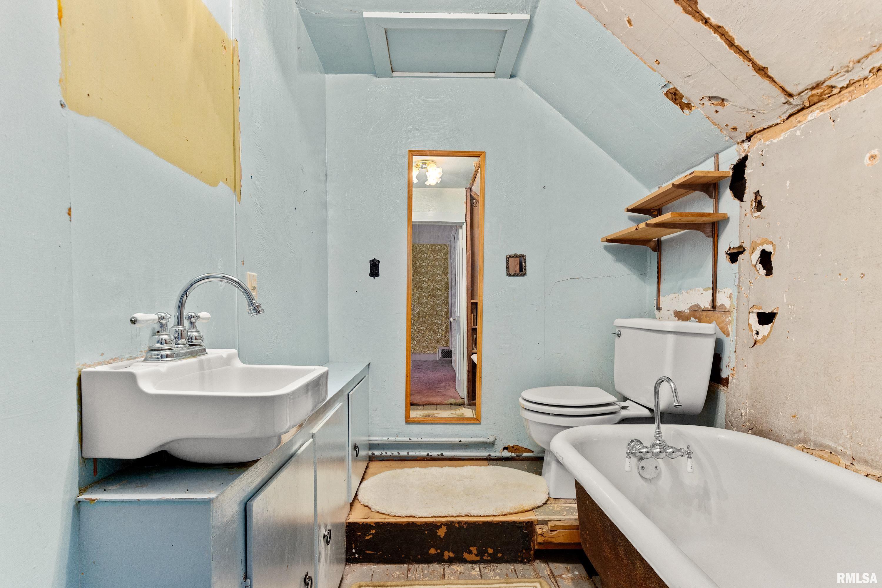 218 West Elm Street Chillicothe, IL 61523 - Photo 19 of 34