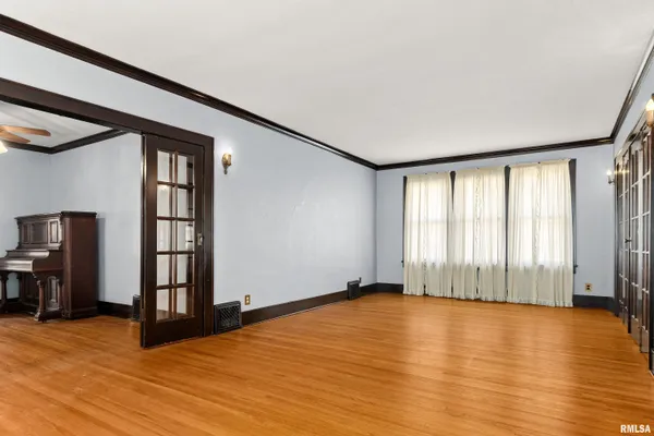 $89,500 | 218 West Elm Street, Chillicothe, IL 61523
