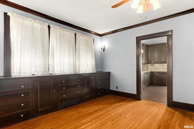 $99,900 | 218 West Elm Street, Chillicothe, IL 61523