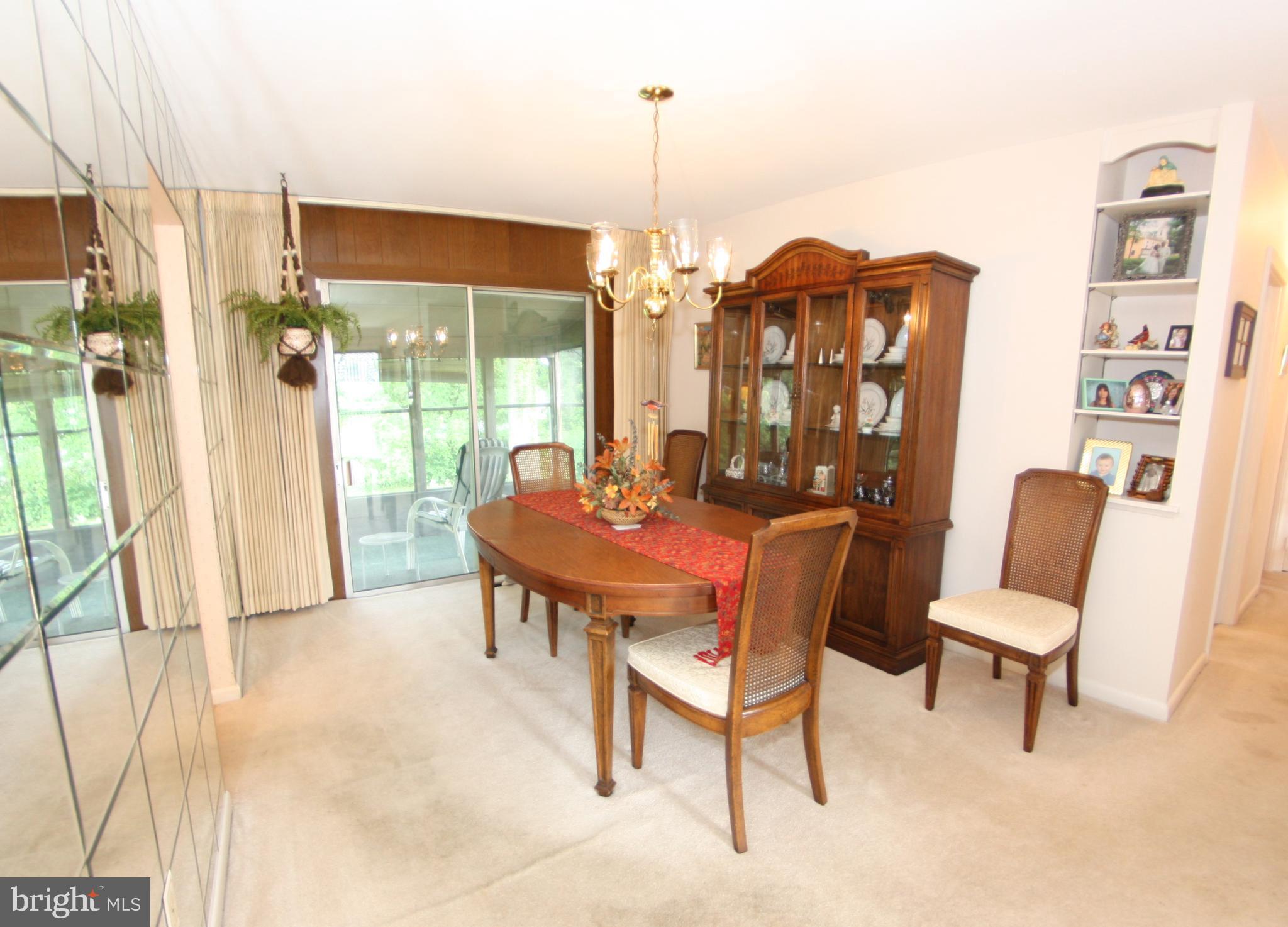 1314 Westburn Road Baltimore, MD 21228 - Photo 7 of 30 Dining Room