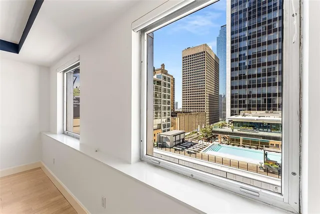 $399,000 | 1505 Elm Street, Unit 1003, Dallas, TX 75201