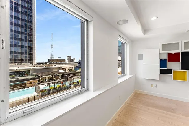 $399,000 | 1505 Elm Street, Unit 1003, Dallas, TX 75201