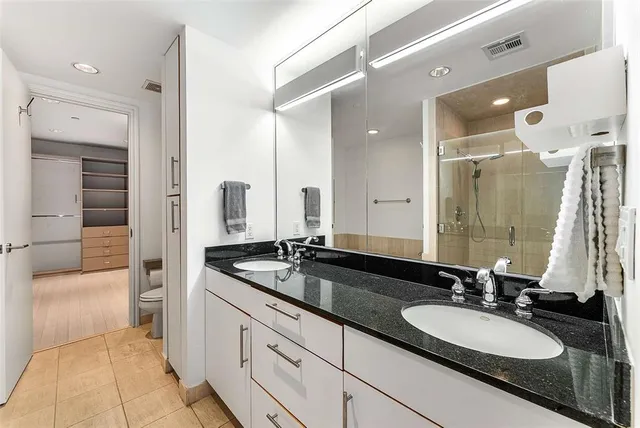 $399,000 | 1505 Elm Street, Unit 1003, Dallas, TX 75201