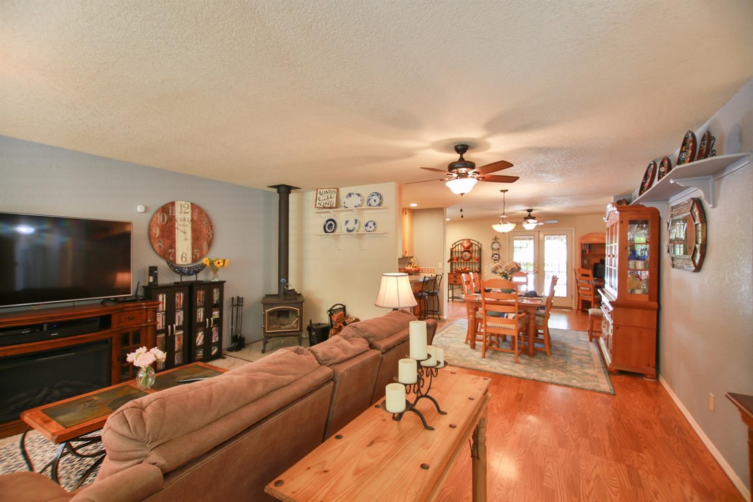 1572 Pleasant Valley Road Merlin, OR 97532 - Photo 10 of 34 Additional Photo