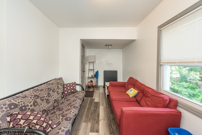 143 Valley Road, Unit 2R Montclair, NJ 07042 - Photo 14 of 20 Gallery Image 14