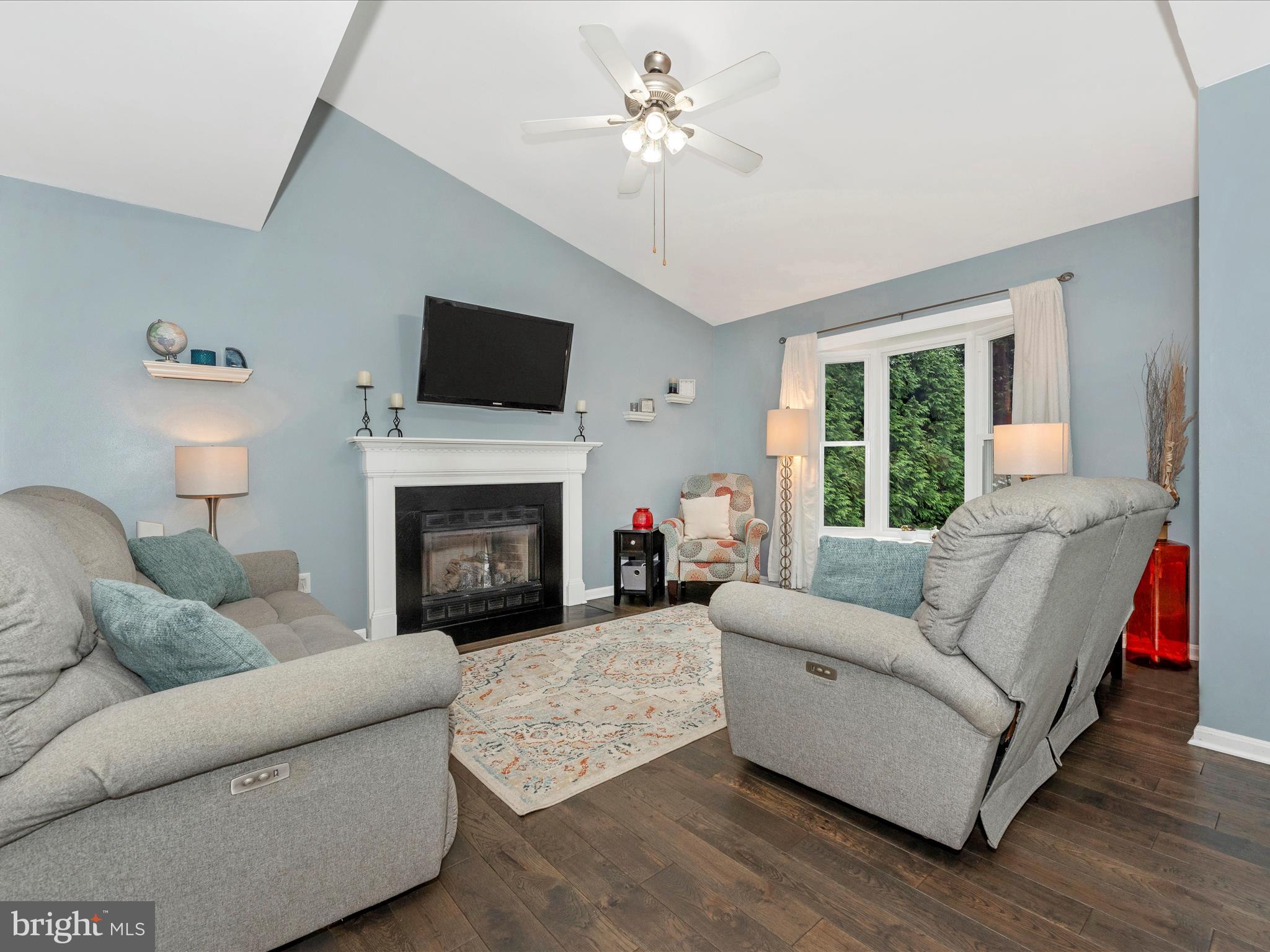 6941 Fox Chase Road New Market, MD 21774 - Photo 33 of 86 Family Room